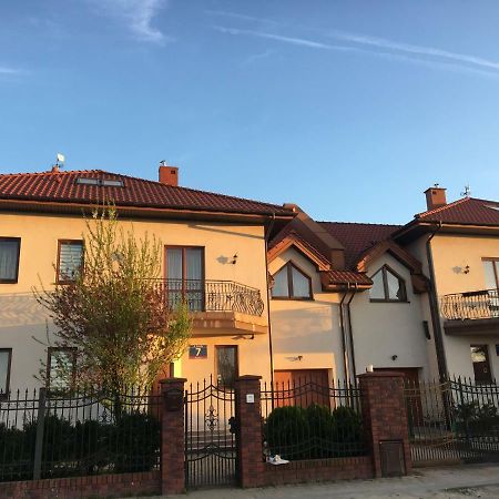 Np Sunshine Hostel Rybie Екстериор снимка