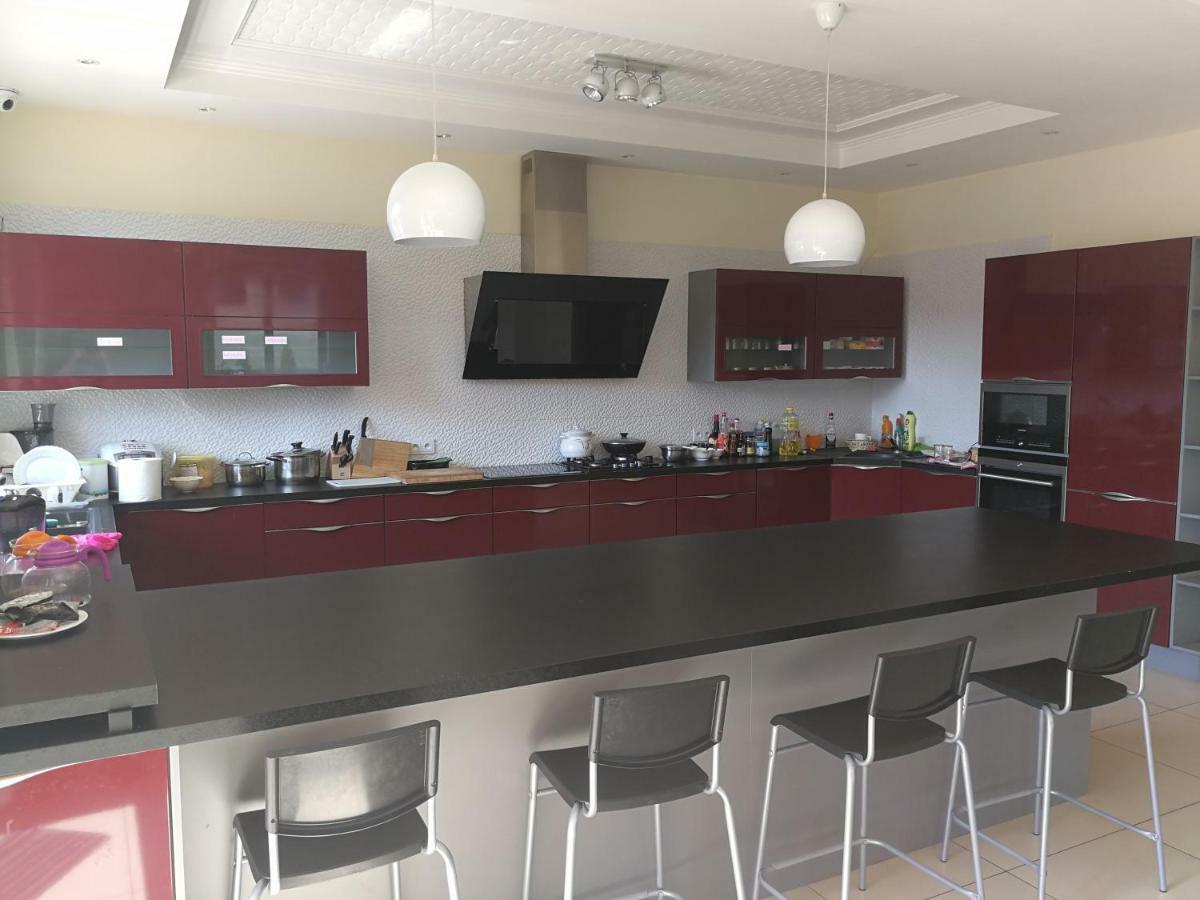 Np Sunshine Hostel Rybie Екстериор снимка