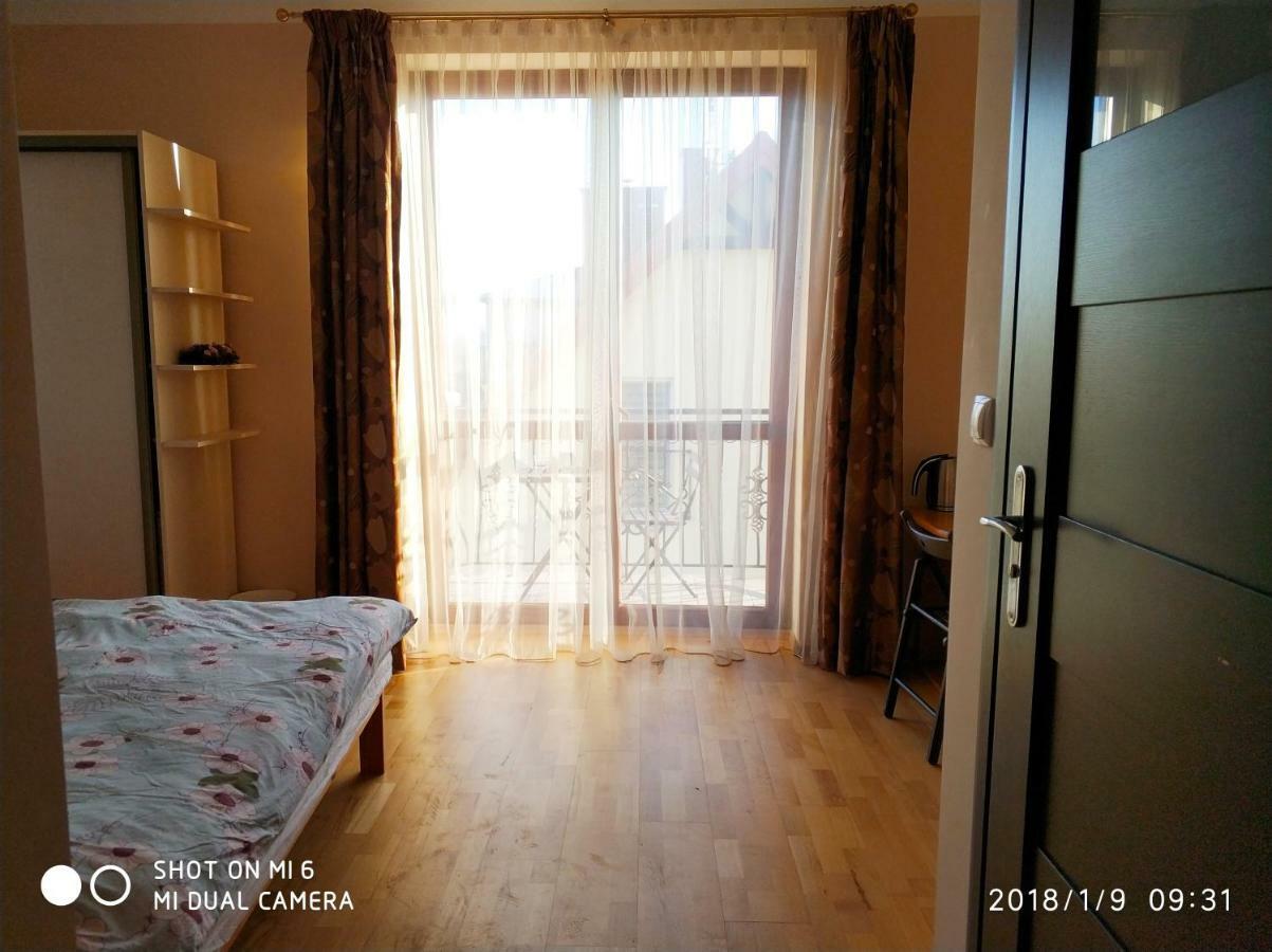 Np Sunshine Hostel Rybie Екстериор снимка