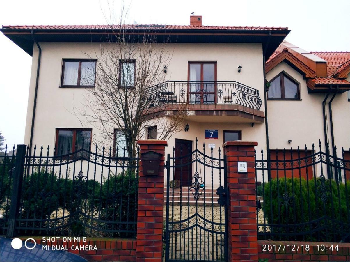 Np Sunshine Hostel Rybie Екстериор снимка